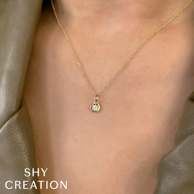 Shy Creation Diamond Star Disc Necklace